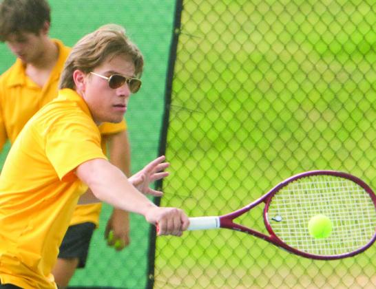 Lake Oconee Academy’s Wyatt Imhof helped his team secure the No. 2 singles point against Seminole County to advance. LANCE McCURLEY/Staff