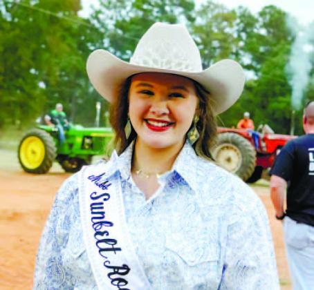 Miss Sunbelt Rodeo Princess Natalie Ross was among the great crowd.