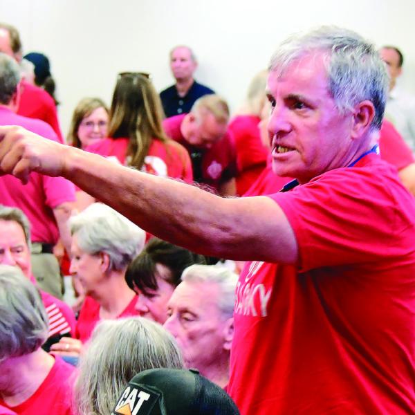Putnam County citizens react to a 3-2 vote by the county’s planning-and-zoning commission to allow Wisconsin-based Putnam County Stone to withdraw its initial quarry permit application “without prejudice.” IAN TOCHER/Staff
