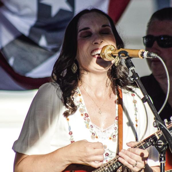 Darrin and Brooke Aldridge perform in Rutledge. SKYLA MORRIS/Staff