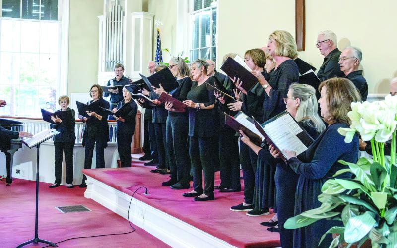 The chorus sings. LEIGH LOFGREN/Staff
