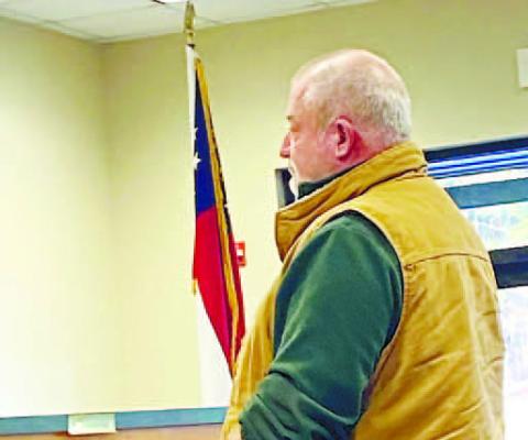 Tim McCombs, representing a proposed RV park near Durham Town, addresses county commissioners. MAUREEN STRATTON/Staff