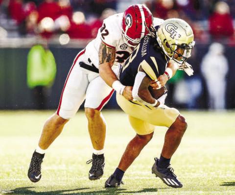 Linebaker Chaz Chambliss (32) has taken on a larger role after the injury to Nolan Smith. TONY WALSH/UGA Athletics