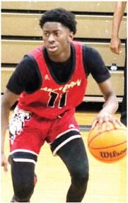 Junior Jaylen Elder (11) was an All-Region selection for the Dogs. FILE PHOTO