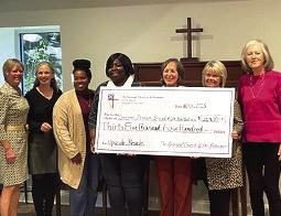 L-R: Becky Smith, Nancy DiSpirito, Dasiania Bell, and Tonya McWhorter of the Greene County Food Pantry; Connie Karpinsky, Event Founder; Beth Eldridge, and Margaret Pedersen of Bread of Life. CONTRIBUTED