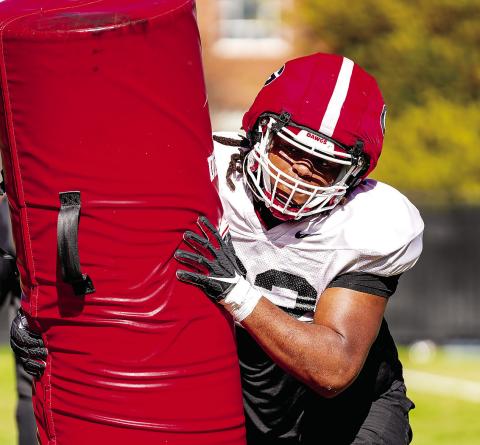 Freshman Jordan Thomas (92) is a Georgia defensive lineman to watch in Saturday’s scrimmage. COURTESY OF UGA ATHLETICS