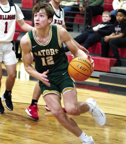 Gatewood junior Matt Allen continued his own strong start to the season on Saturday, dropping 30 points against the GMC Bulldogs. IAN TOCHER/Staff