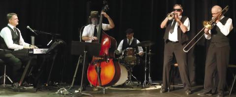 The Clayton Street Jazz Band once again played throughout the evening’s awards evening.
