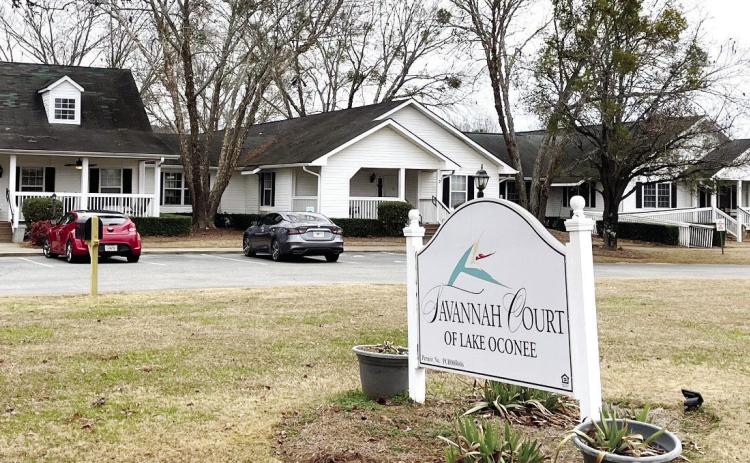 A judge is expected to imminently decide if Savannah Court of Lake Oconee in Greensboro will be closed because of numerous violations of state guidelines for senior care facilities. MARK ENGEL/Staff