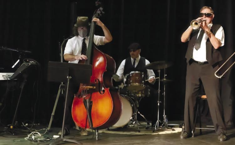 The Clayton Street Jazz Band once again played throughout the evening’s awards evening.